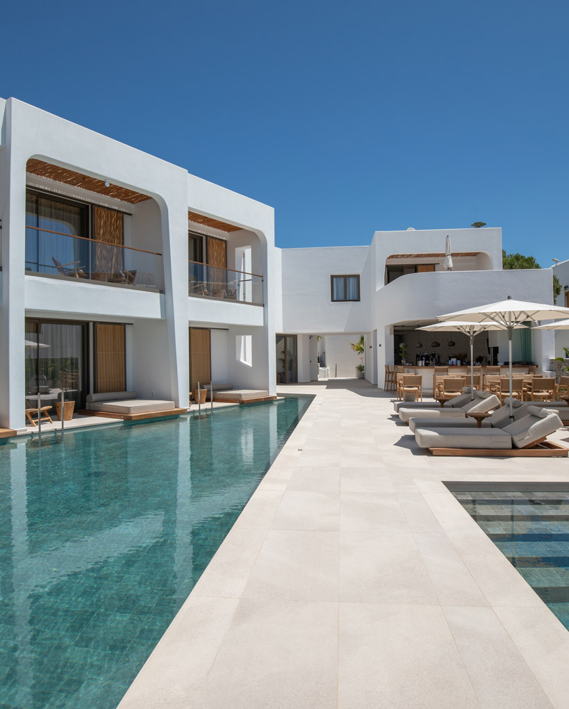 Nuca Hotel